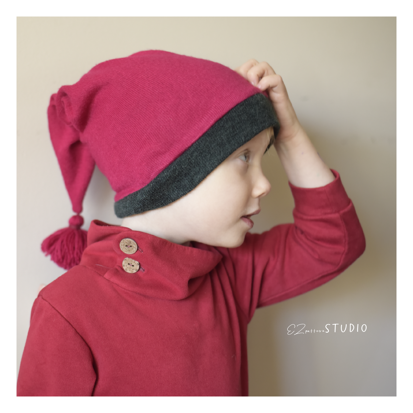 for Kids: Easy Pointed Beanie Hat Xmas