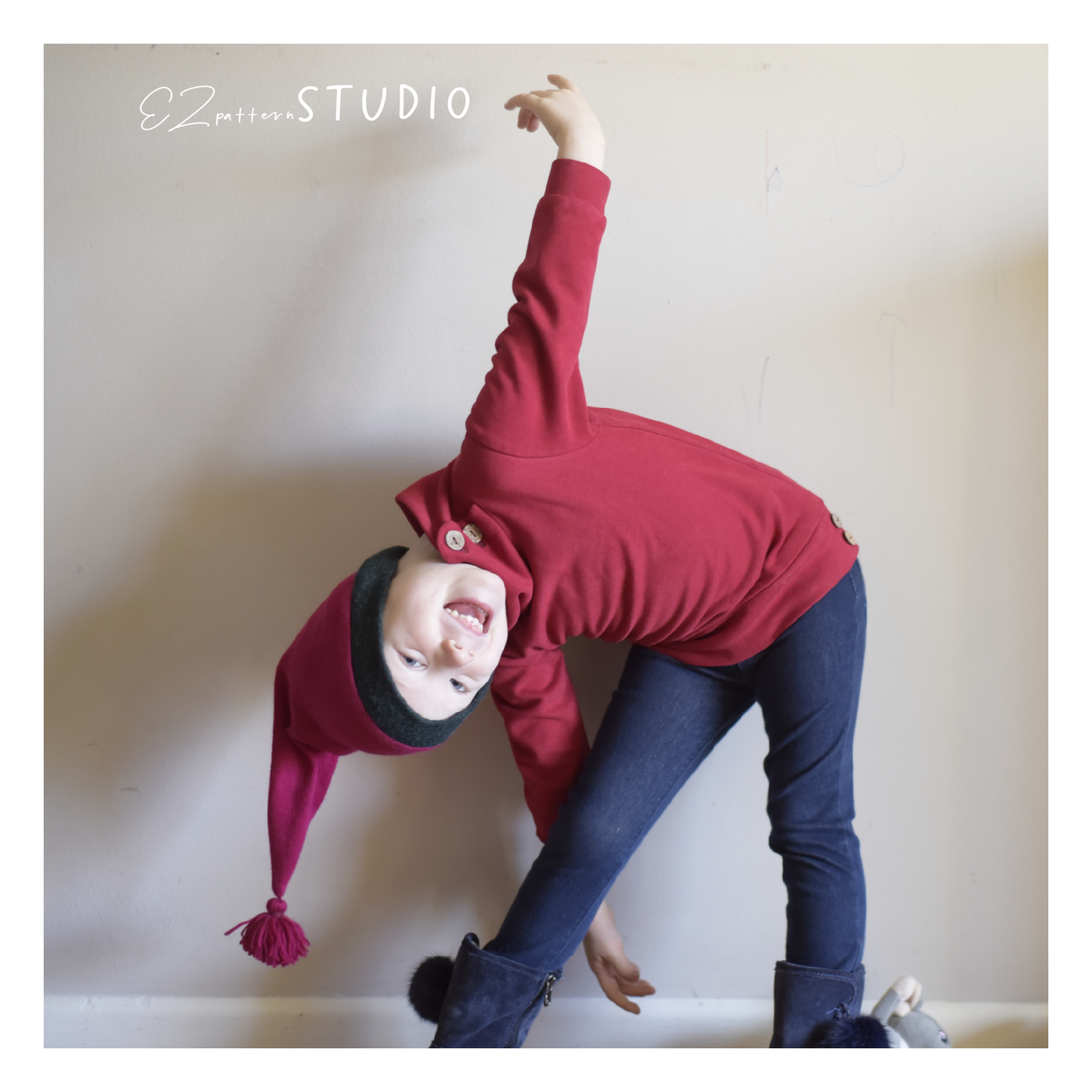 for Kids: Easy Pointed Beanie Hat Xmas
