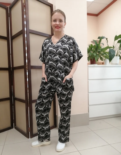 Pyjamas/Scrubs/Lounge/Holiday Set/Outfit of Dolman Top & Pull-on Pants